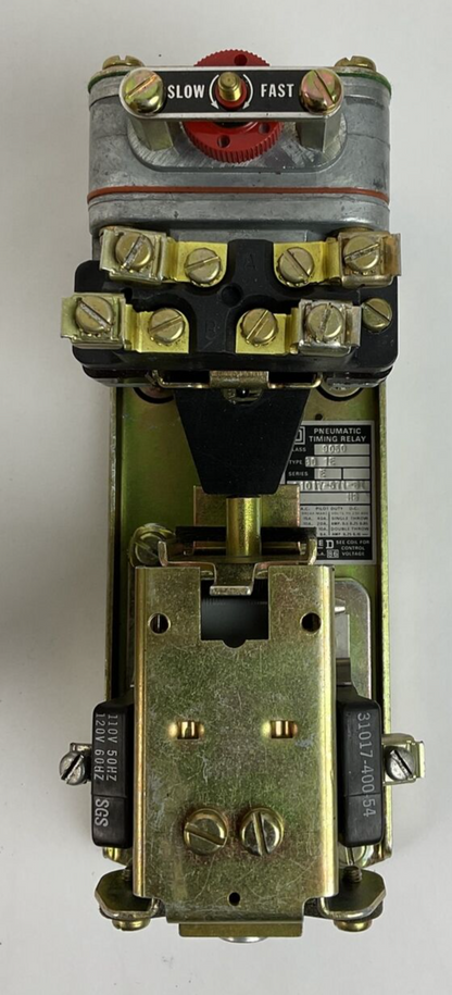 SQUARE D 9050 B0-1E TIMING RELAY SER.E