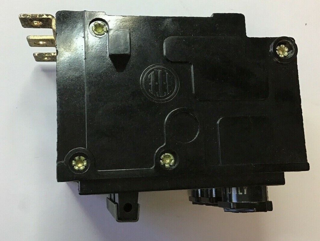 ITE CC3B015 CIRCUIT BREAKER 3POLE 277/480VAC 15A