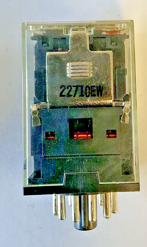OMRON MKS3PIN-5 RELAY 250VAC 30VDC 10A 50/60HZ ***LOTOF2***