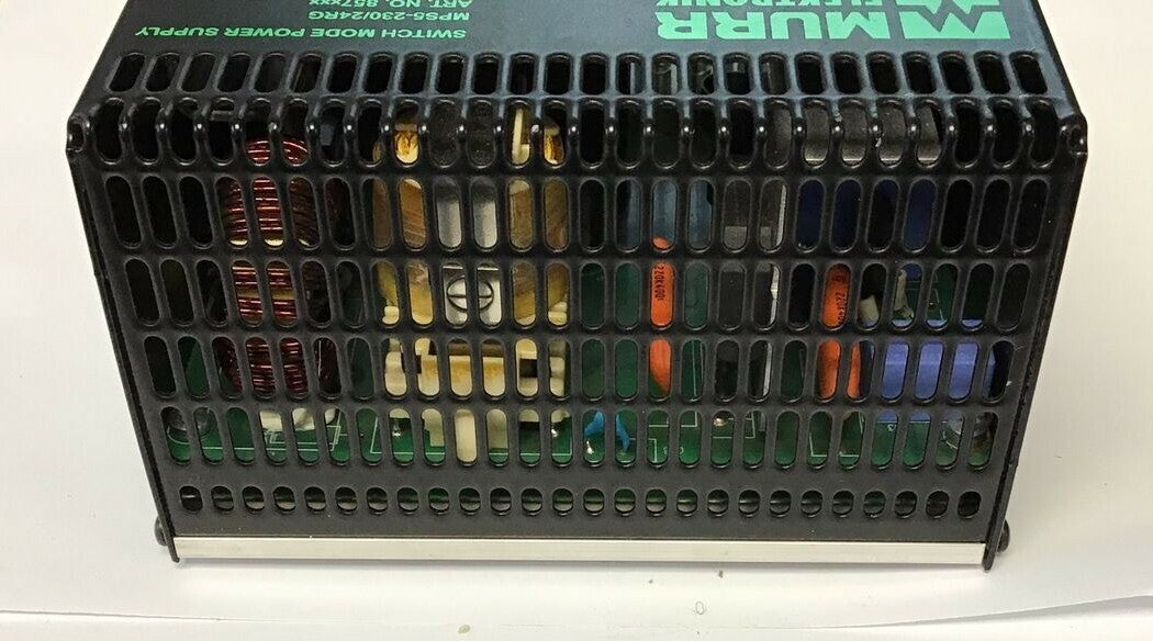 MURR ELEKTRONIK MPS5-23024RG SWITCH MODE POWER SUPPLY 24VDC 5A 100-240VAC