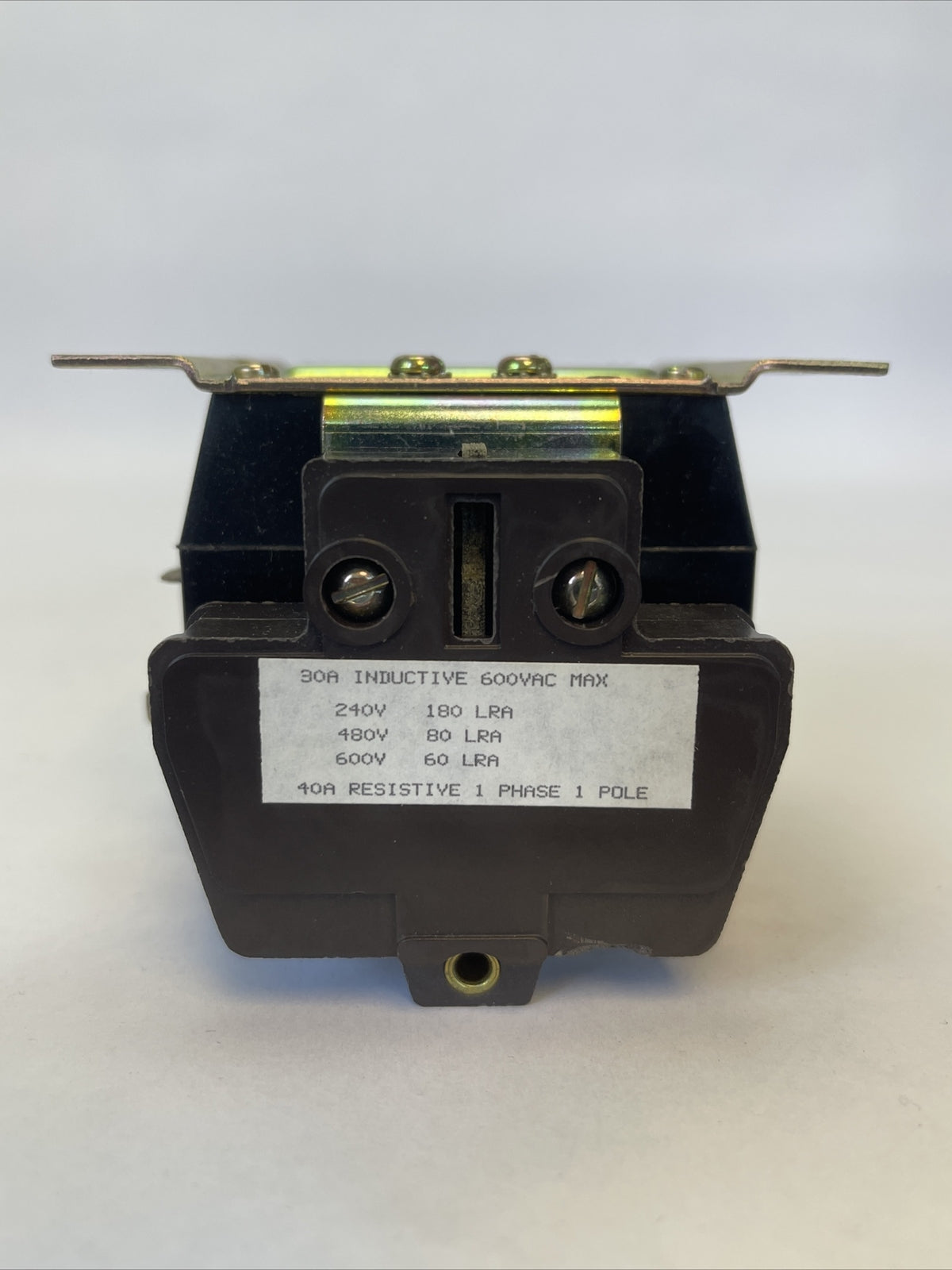 JOSLYN CLARK DP3C304-24 DEFINITE PURPOSE CONTACTOR A77-309027A-3 600VAC COIL 24V