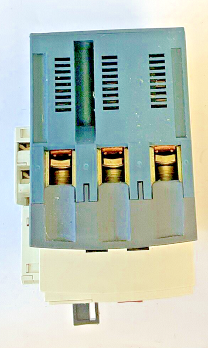 TELEMECANIQUE SQUARE D GV3ME63 40-63A W/ GV3A01
