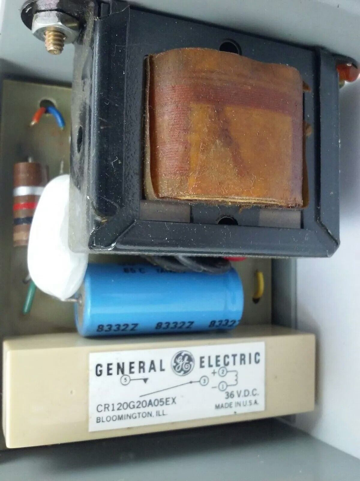 GE CR120YC20BA04B, SER. A, UNDER VOLTAGE RELAY, 1PH, 460V, 50HZ, W/ CR120E, NEW