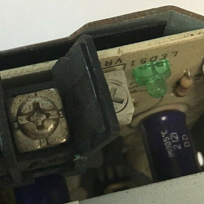 Omron S82J-02524D DC Power Supply 24 VDC 1.1A (BROKEN PLASTIC)