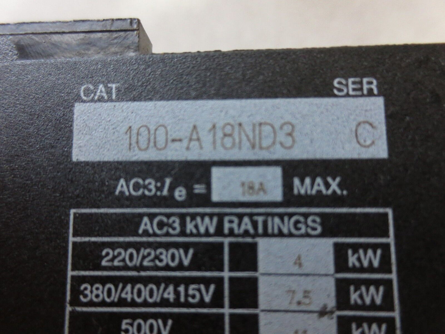 ALLEN-BRADLEY 100-A18ND3 Ser. C / CONTACTOR 18A, 3-P, 460VAC, 110/120VAC COIL