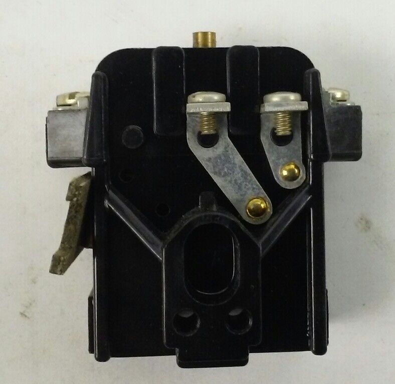 ALLEN BRADLEY BULLETIN 815 TYPE-B X-37571 (X37571)