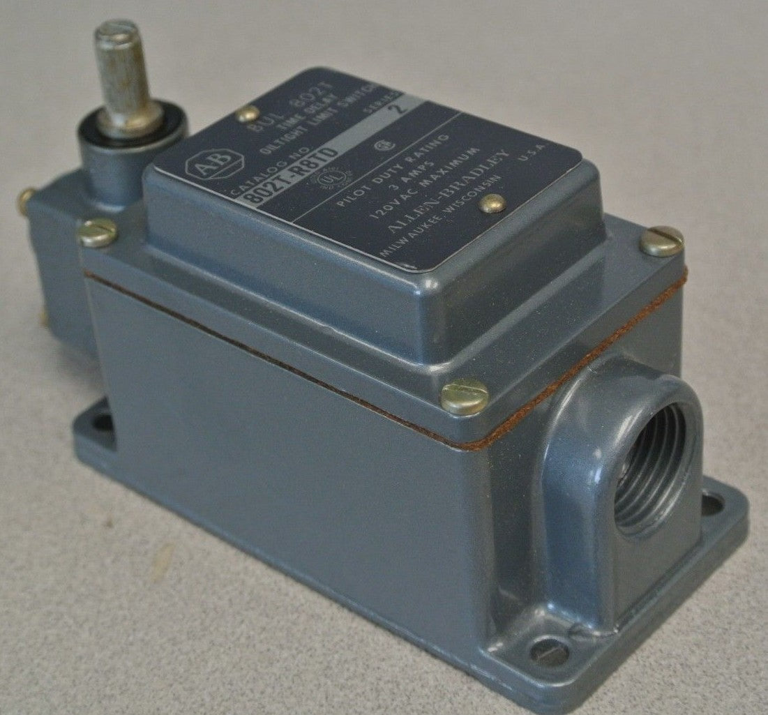 ALLEN-BRADLEY 802T-R8TD TIME DELAY LIMIT SWITCH / OFF-DELAY / CCW / NEW SURPLUS