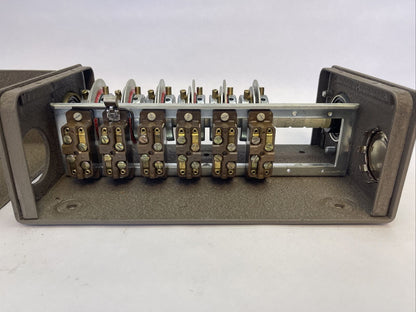 GEMCO 2000306RSPX ROTATING CAM LIMIT SWITCH 600V