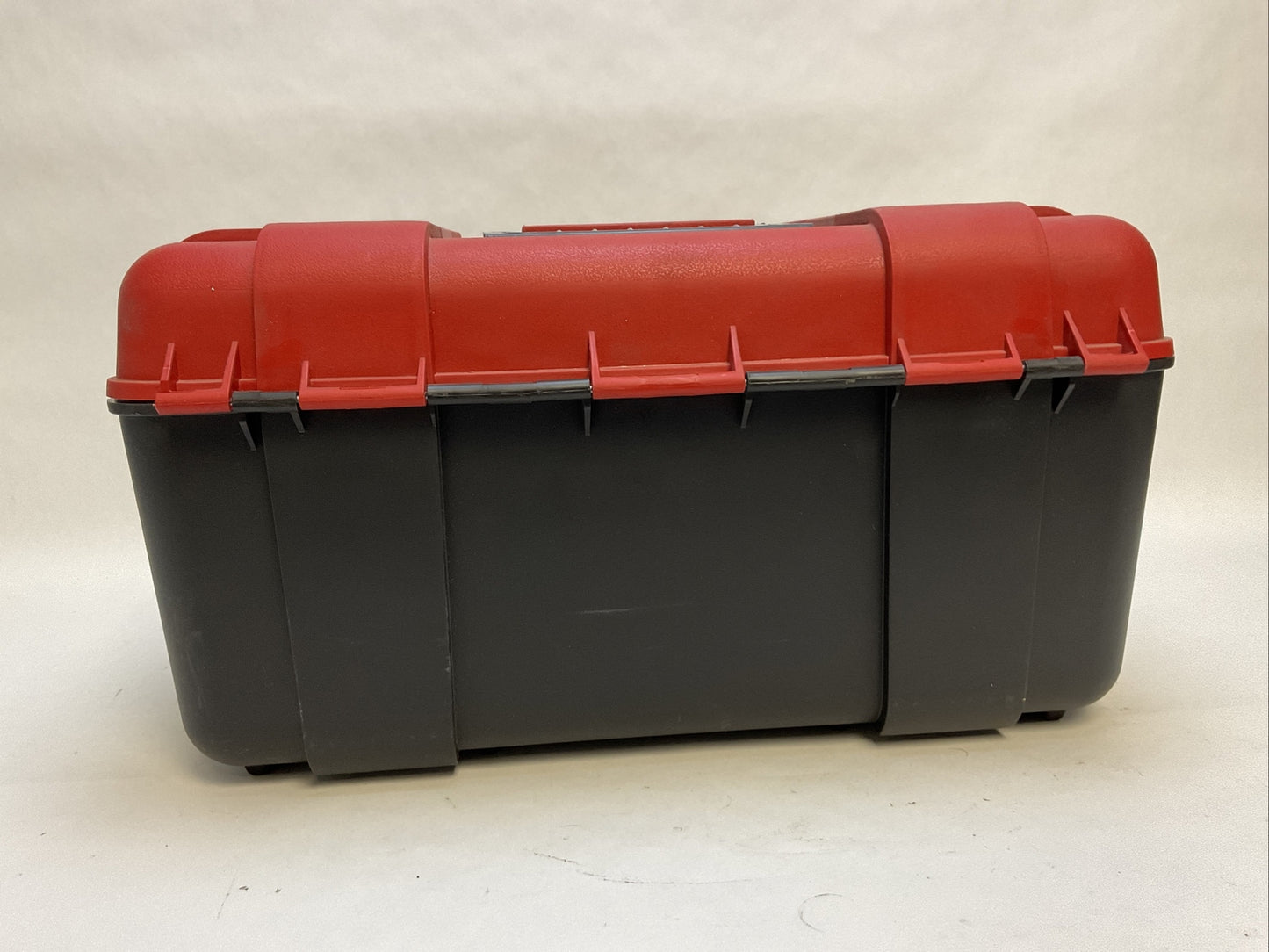 MASTER LOCK EMPTY TOOL BOX