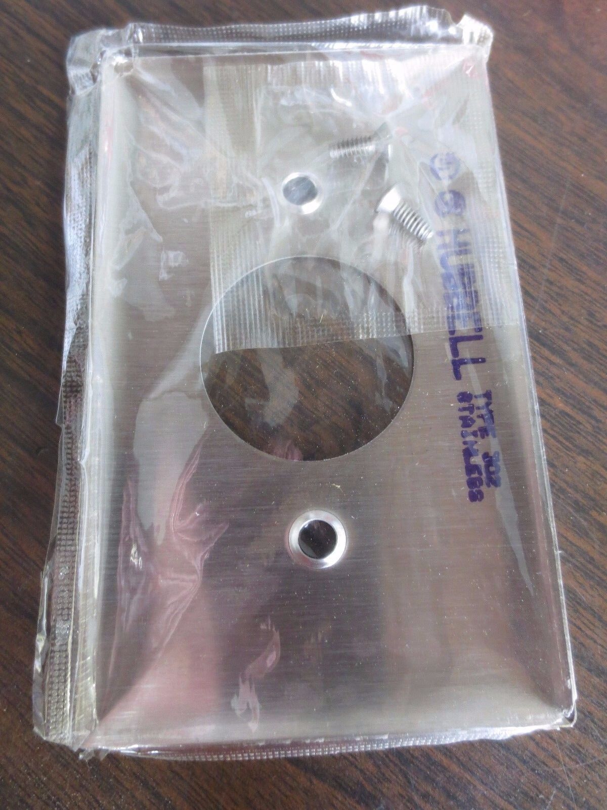 HUBBELL S7 WALL PLATE STAINLESS STEEL - ONE GANG - NEW SURPLUS - BOX of 10