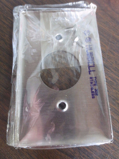 HUBBELL S7 WALL PLATE STAINLESS STEEL - ONE GANG - NEW SURPLUS - BOX of 10