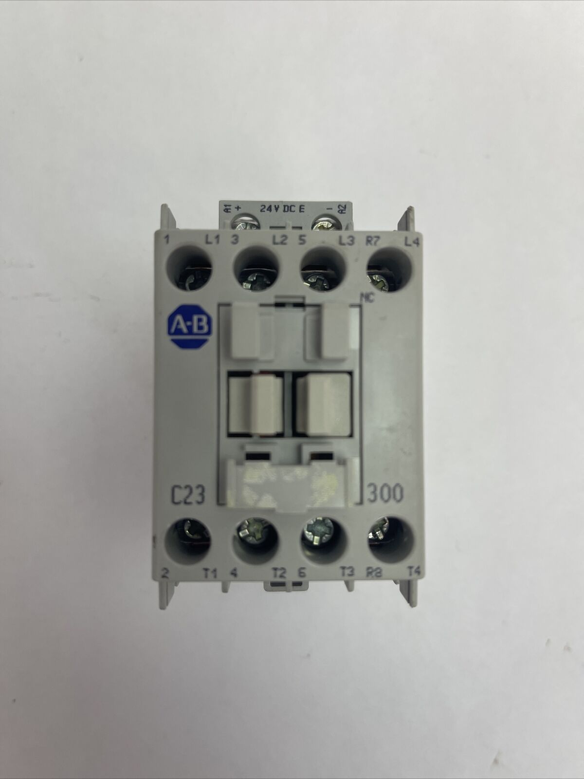 ALLEN BRADLEY 100-C23E*300 CONTACTOR SER C 600VAC 30A 15HP COIL 24VDC