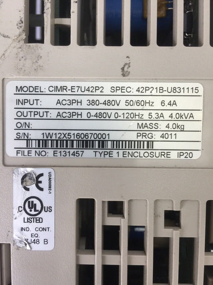 YASKAWA CIMR-E7U42P2 VARISPEED V7 INPUT 380-480 V 6.4A OUTPUT 0-480V 5.3A 4.0kVA