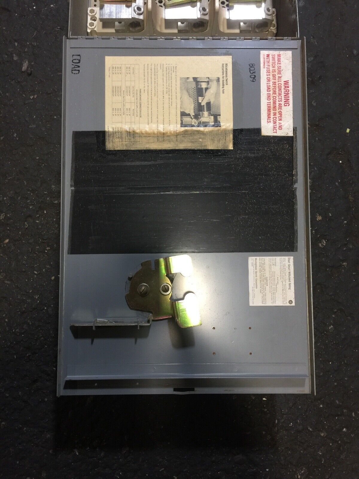 WESTINGHOUSE CH FDP FDP325R 400 AMP 240VAC FUSIBLE PANEL PANELBOARD SWITCH