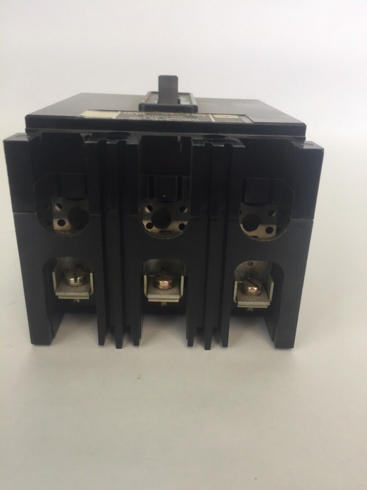 WESTINGHOUSE EB3015 AB DE-ION CIRCUIT BREAKER 15A 240VAC 3 POLE 4990D03G34