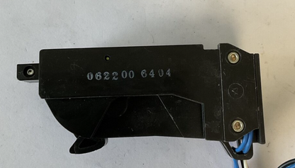SIEMENS U12JLD62AA 250VDC UNDERVOLTAGE TRIP SER.A AUX.SWITCH