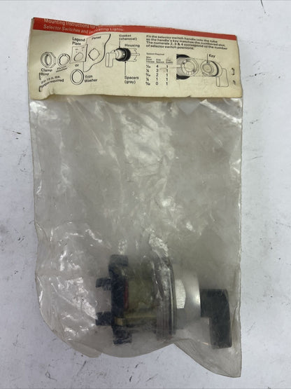 WESTINGHOUSE PB1JLH1C HEAVY DUTY OIL-TITE PUSHBUTTON 2 POSITION SELECTOR SWITCH