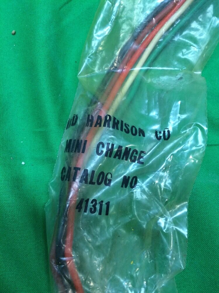 BRAD HARRISON 41311 600V 8A 5 PIN MINI CONNECTOR NEW