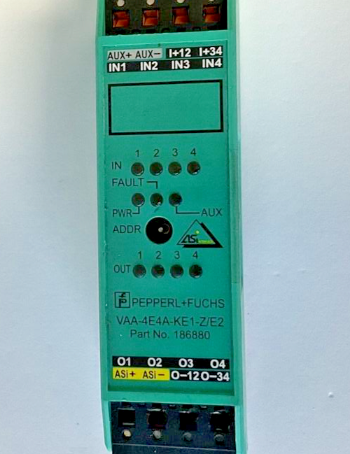 PEPPERL+FUCHS VAA-4E4A-KE1-Z/E2 SENSOR ACTUATOR MODULE