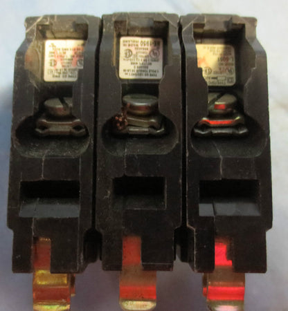 SQUARE D QO120 CIRCUIT BREAKER 20A / 10kV / 120/240V / 1-POLE -***LOTOF4***