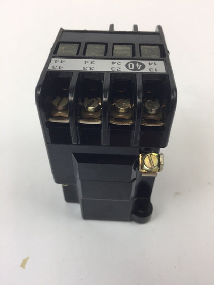 ALLIS-CHALMERS 3TA6840J CONTROL RELAY COIL 115 V 60 HZ *PLASTIC IS BROKEN OFF*