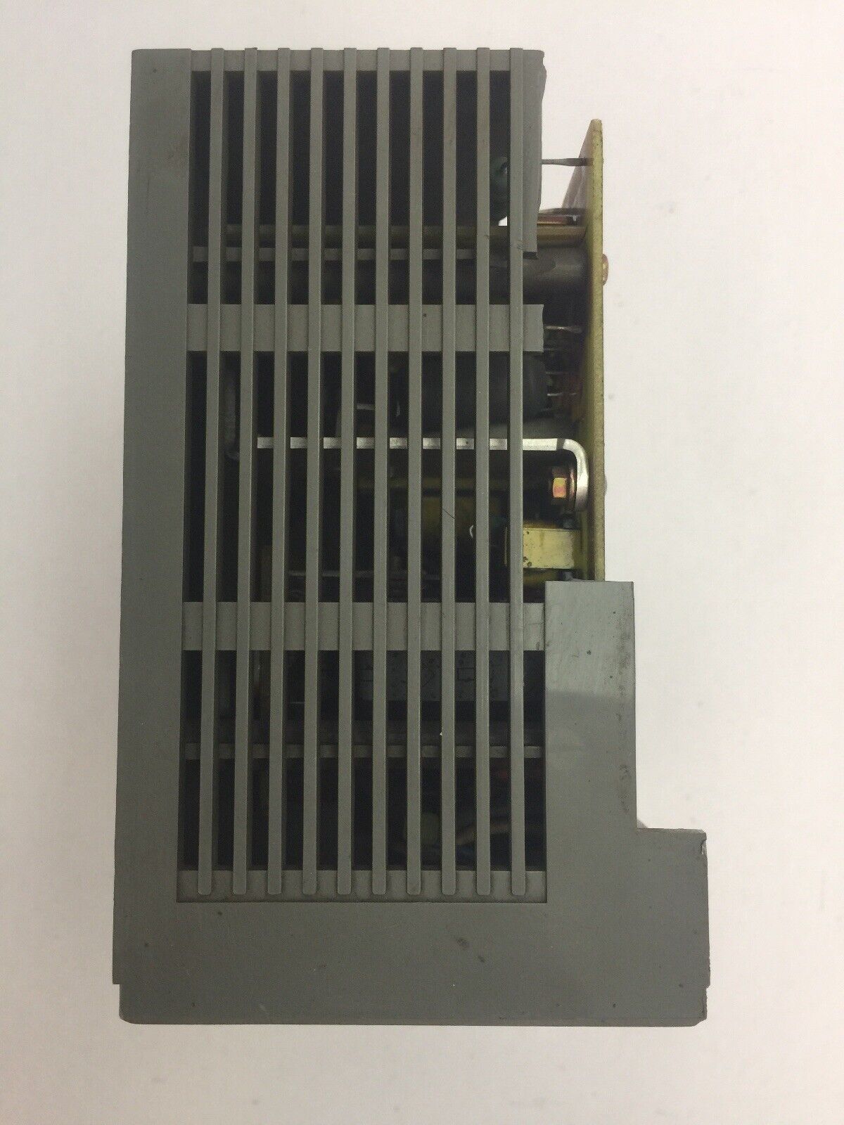 ALLEN BRADLEY 1746-P2 SER.C SLC 500 POWER SUPPLY 85-132VAC/170-265VAC 5A@5VDC