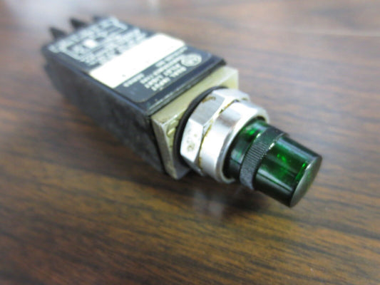 ALLEN-BRADLEY 800T-PSDT16 Ser. B DUAL INPUT PILOT LIGHT, GREEN - LOT of 10