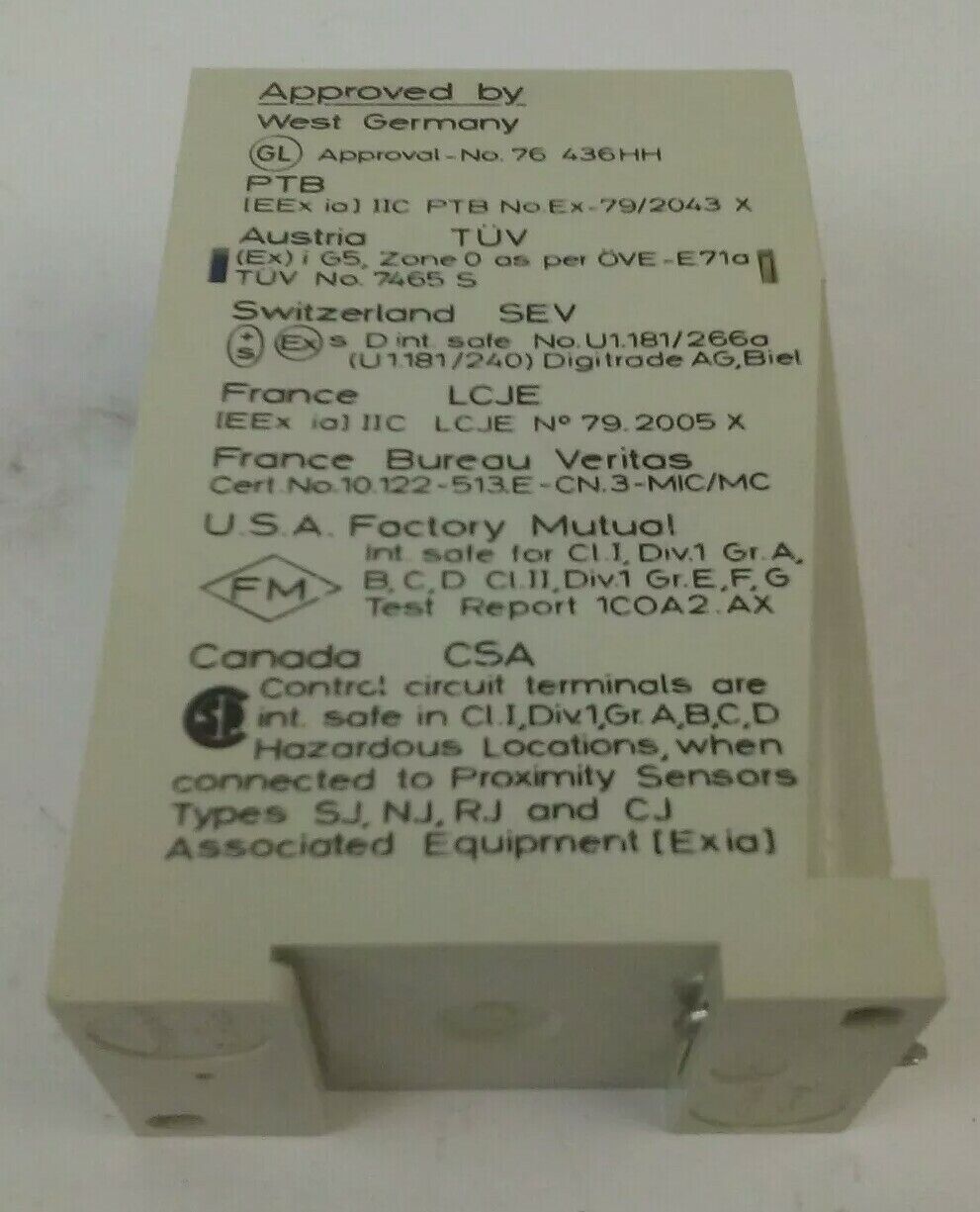 PEPPERL + FUCHS WE77/EX1 SWITCH AMPLIFIER 120VAC R.B. DENISON PROXSWITCH
