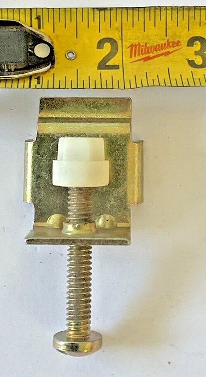 ALLEN BRADLEY PANELVIEW MOUNTING CLIP ***LOTOF8***