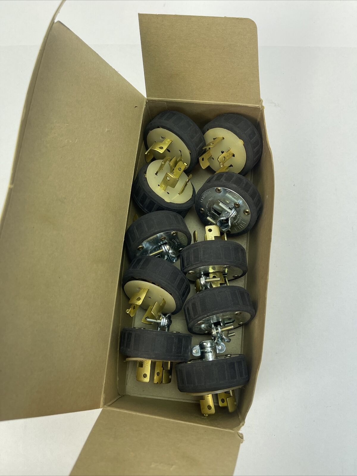 HUBBELL 9962-G CAPS 4WIRE GROUNDED 600VAC 10A 250V 20A CORD DIAMETER (BOX OF 10)