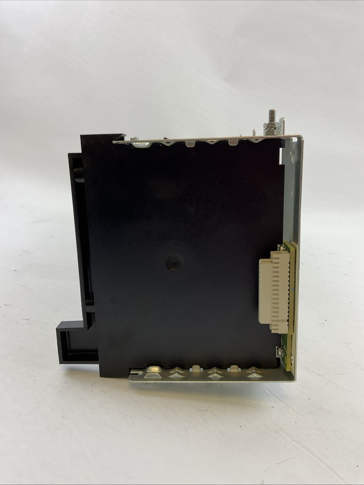 ALLEN BRADLEY 1756-A17 SER B 17 SLOT CHASSIS