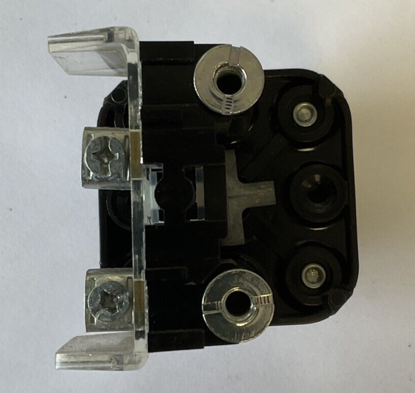 ALLEN BRADLEY 800T-B PUSHBUTTON RED SER.T W/800T-XD2