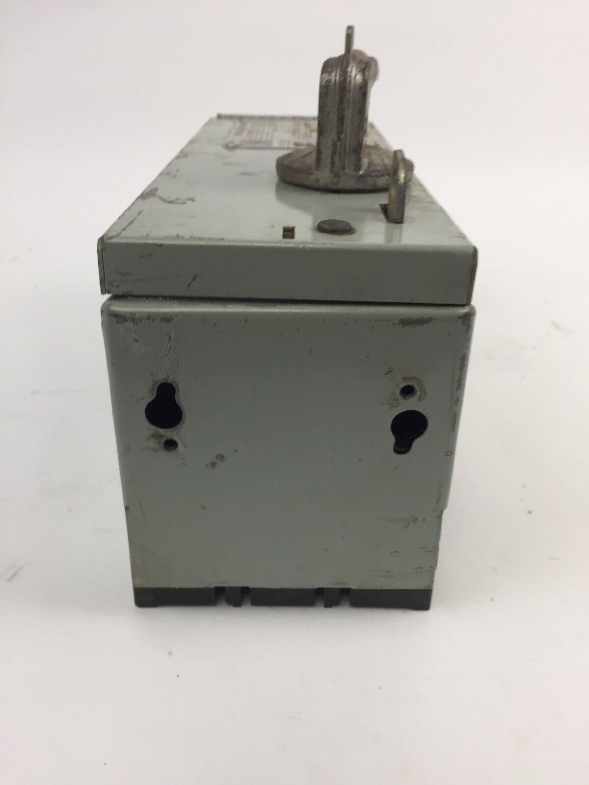 GENERAL ELECTRIC GE QMR QMR321 - 30 AMP, 240VAC, 3-pole FUSED PANELBOARD SWITCH