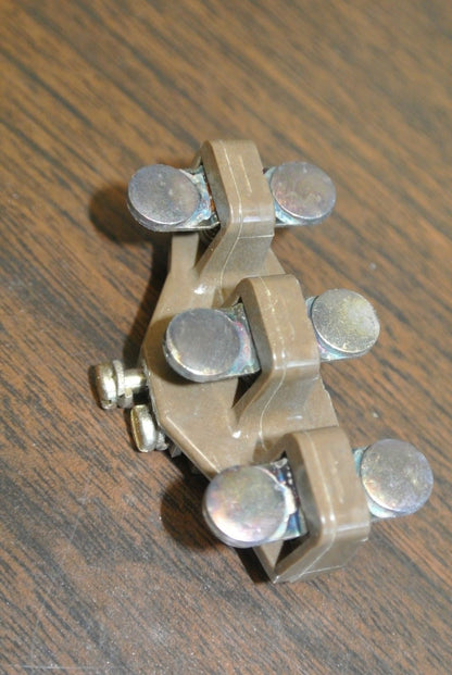 A-B X-177362 CROSS BAR ASSEMBLY / 30A / 3 N.O. / REFRIGERATION STARTER / NEW