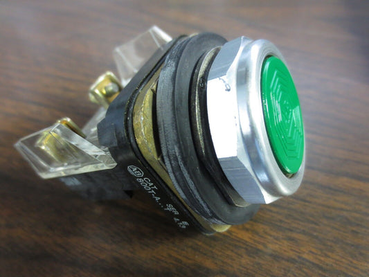 ALLEN-BRADLEY 800T-A Ser. T GREEN PUSHBUTTON w/ 800T-XD1 CONTACT BLOCK 800T-XD1