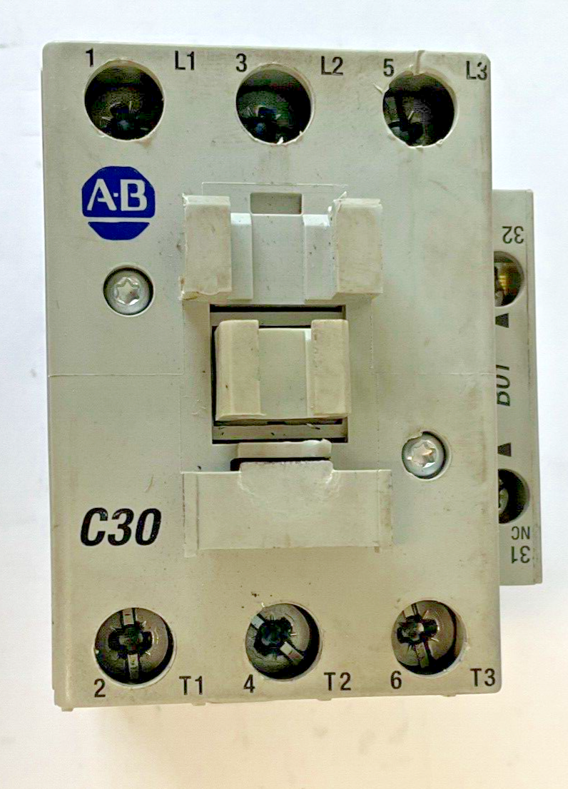 ALLEN BRADLEY 100-C30*00 CONTACTOR SER.C 690V 65A W/ 100-S SER.B AUX CONTACT