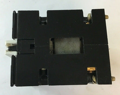 GENERAL ELECTRIC CR122A21602 TIME DELAY RELAY 300VOLT 115V 60CY COIL SER.A