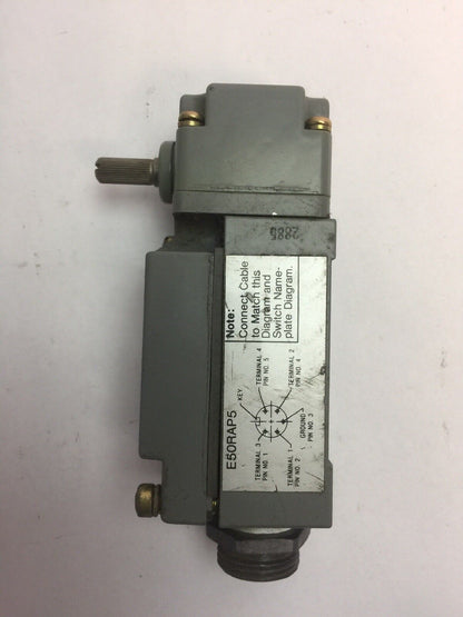 CUTLER HAMMER E50SA LIMIT SWITCH SER A2 E50DR1 OPERATING HEAD E50RAP5 RECEPTACLE