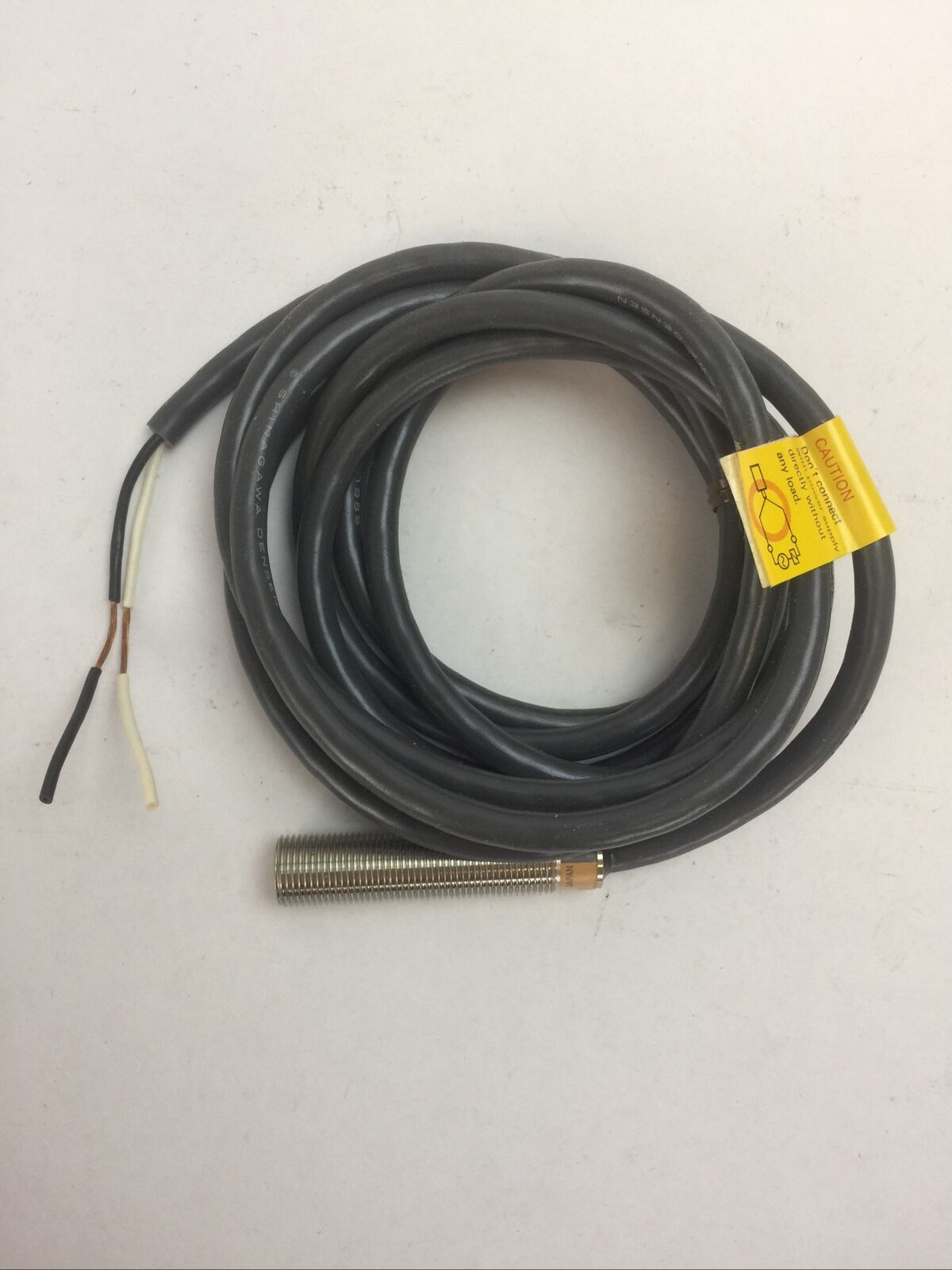 OMRON TL-X2Y1 PROXIMITY SWITCH 45-260VAC 200mA