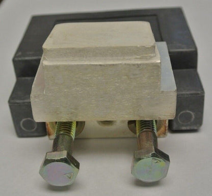 ALLEN-BRADLEY X-307636 FRONT STATIONARY CONTACT ASSEMBLY / SIZE 6 / NEW SURPLUS