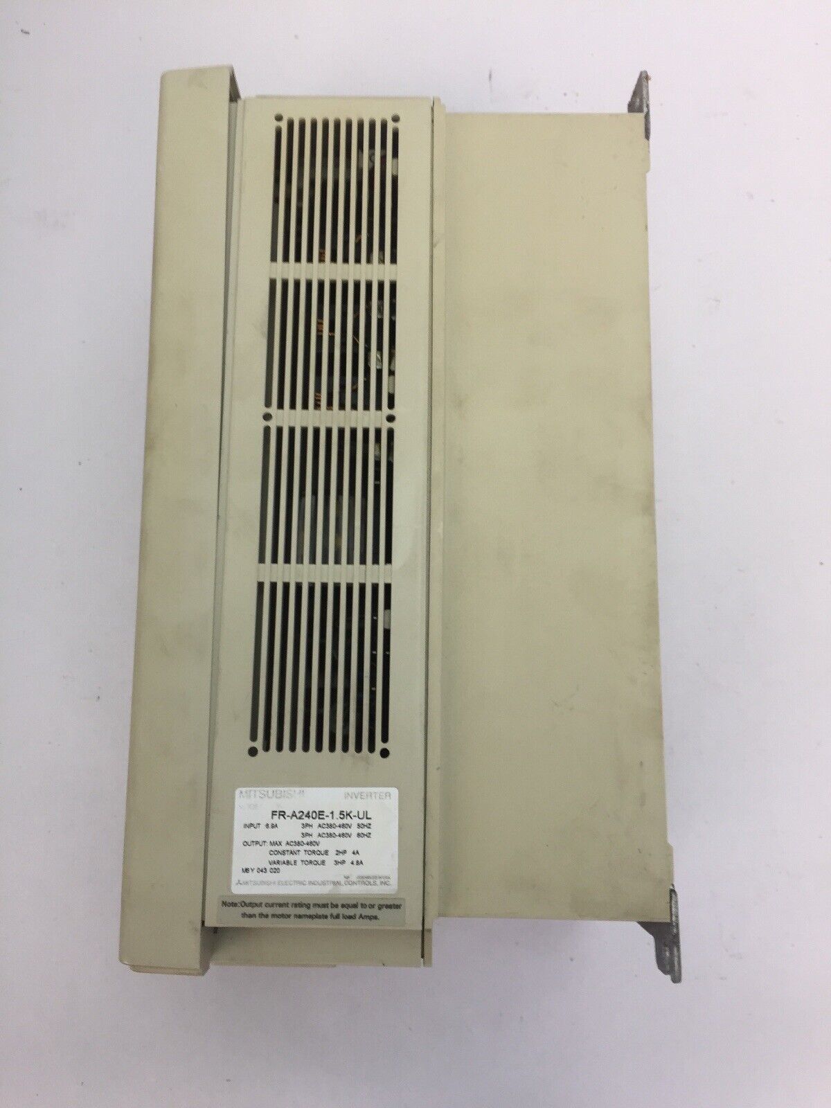 Mitsubishi FREQROL-A200 FR-A240E-1.5K-UL INVERTER INPUT 6.9A 3PH 380-460VAC