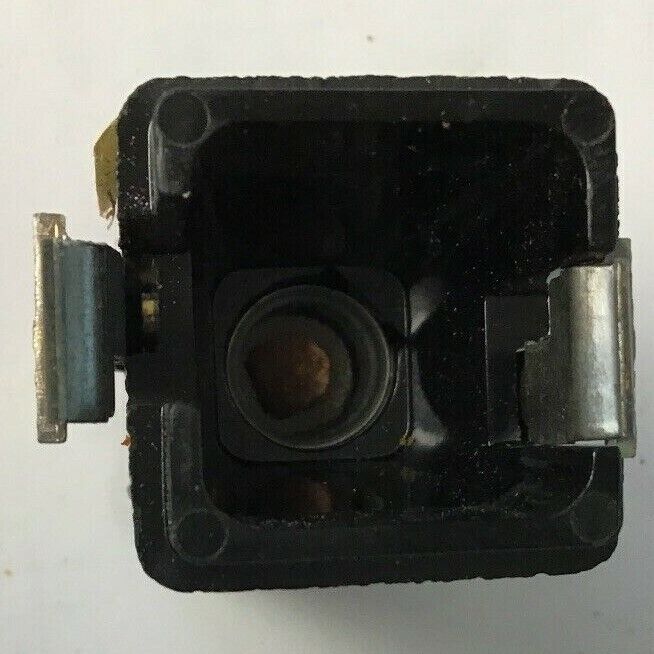 GE CR103C1101 SQUARE INDICATING LIGHT 120V MAX AC/DC***NO BULB***