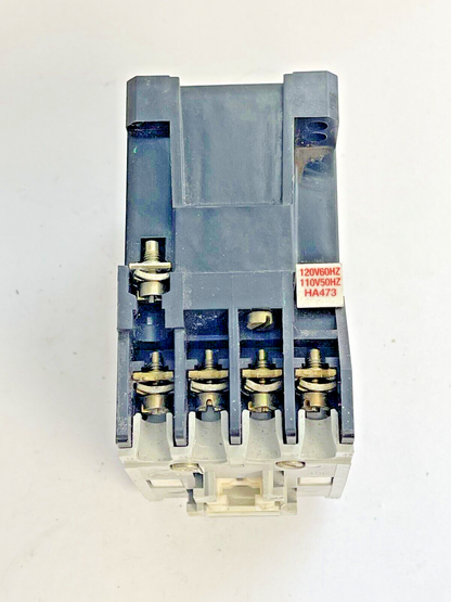 ALLEN BRADLEY - 700-F400A1 SER. C - CONTROL RELAY 120V / 60HZ COIL