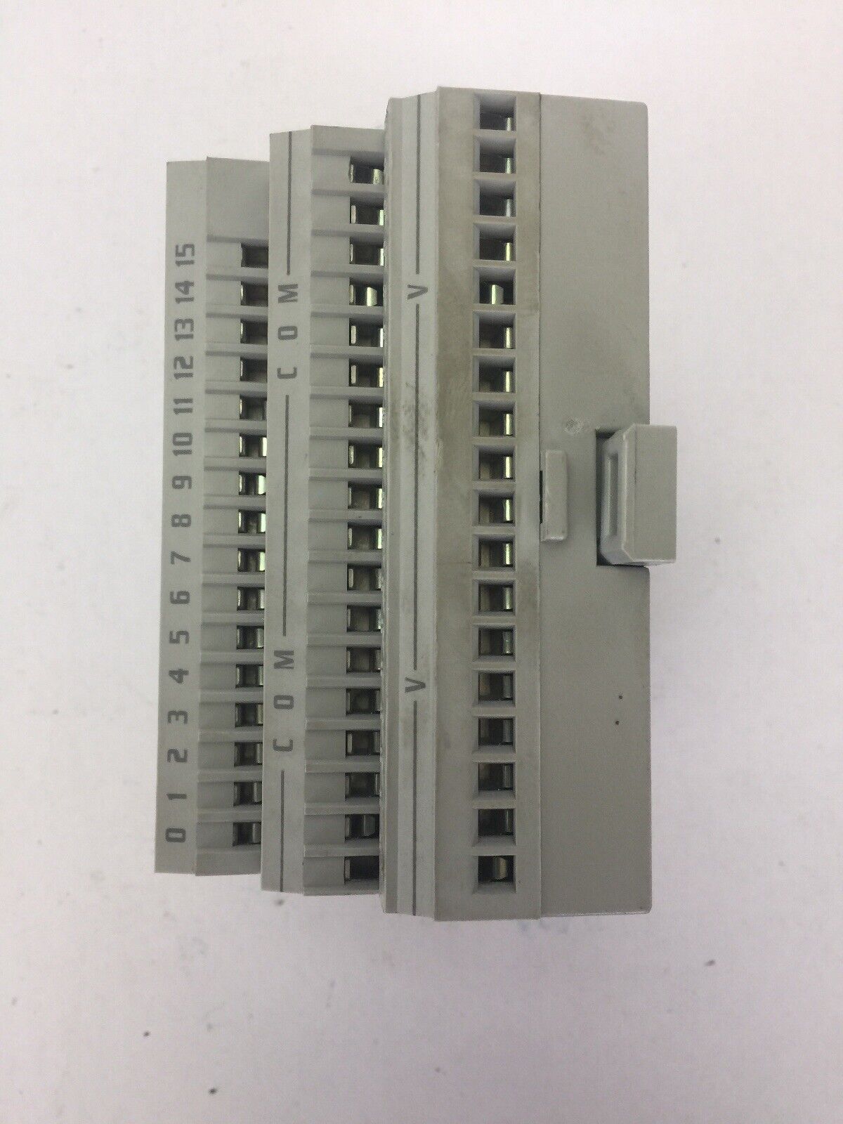 ALLEN BRADLEY 1794-TB3 FLEX I/O TERMINAL BLOCK SER A REV A01 5VDC 640mA NO F/W