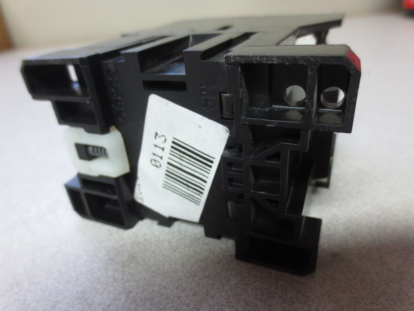 ALLEN-BRADLEY 100-A18ND3 Ser. C / CONTACTOR 18A, 3-P, 460VAC, 110/120VAC COIL