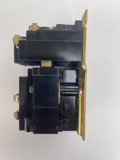 ALLEN BRADLEY 700-BR220A1 CONTROL RELAY SER A 120-600VAC 4POLE COIL 120V 60CY