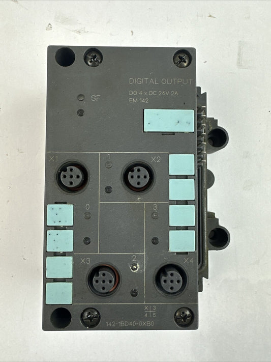 SIEMENS 6ES7 142-1BD40-0XB0 SIMATIC S7 DIGITAL OUTPUT MODULE DO 4 X DC 24V 2A