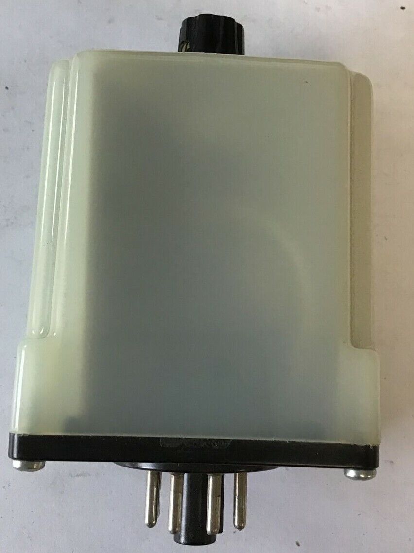 GUARDIAN CALIFORNIA MET-0-100-24A RELAY RANGE 0.5-100SEC 24VAC