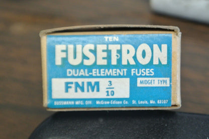 BOX of 10 / BUSSMANN FNM3/10 MIDGET FUSES  3/10A / 250V / NEW SURPLUS / FNM-3/10