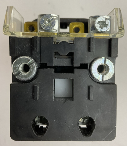 ALLEN BRADLEY 800T-QBH2A SER U ILLUMINATED PUSH BUTTON 12..130V 800TC-N374 SER A